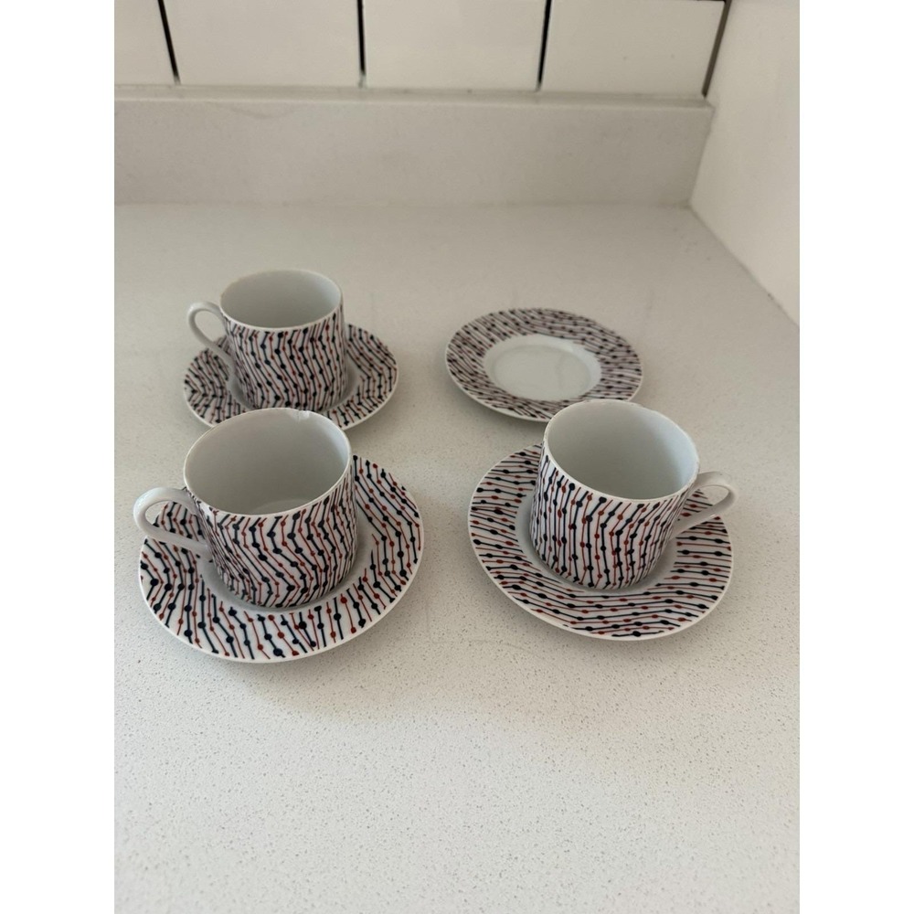 VTG The Haldon Group Blue And Red Demitasse Cups and Saucers Set of 2 Complete